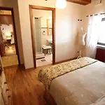Bed & Breakfast Maison Le Champ Questa Casa Non è Un 3*