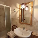 Maison Le Champ Questa Casa Non è Un Bed & Breakfast 3*