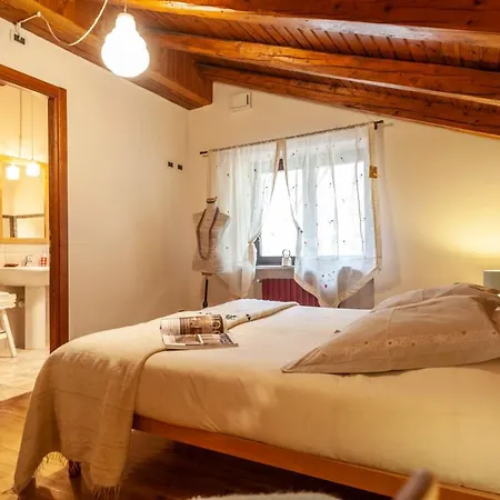 Maison Le Champ Questa Casa Non E Un La Salle