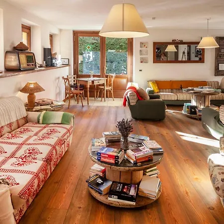 Nocleg ze śniadaniem Maison Le Champ Questa Casa Non E Un La Salle
