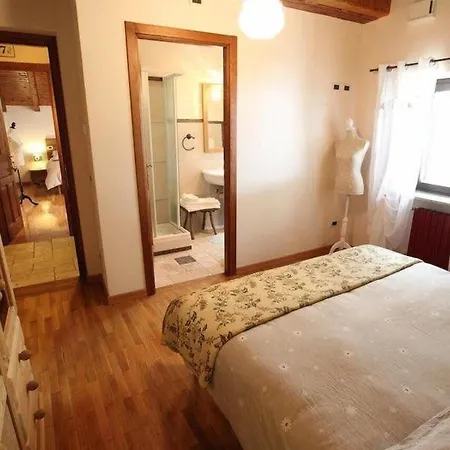 Couette-café Maison Le Champ Questa Casa Non è Un 3*