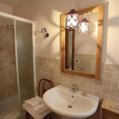 Maison Le Champ Questa Casa Non è Un Bed & Breakfast 3*