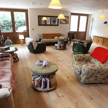 Maison Le Champ Questa Casa Non è Un Bed & Breakfast 3*