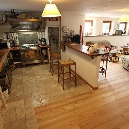 Maison Le Champ Questa Casa Non è Un